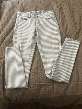 Articles Of Society Blue & White Striped Jeans - High Rise Detail